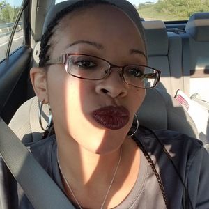 Meet your Posher, Rochelle